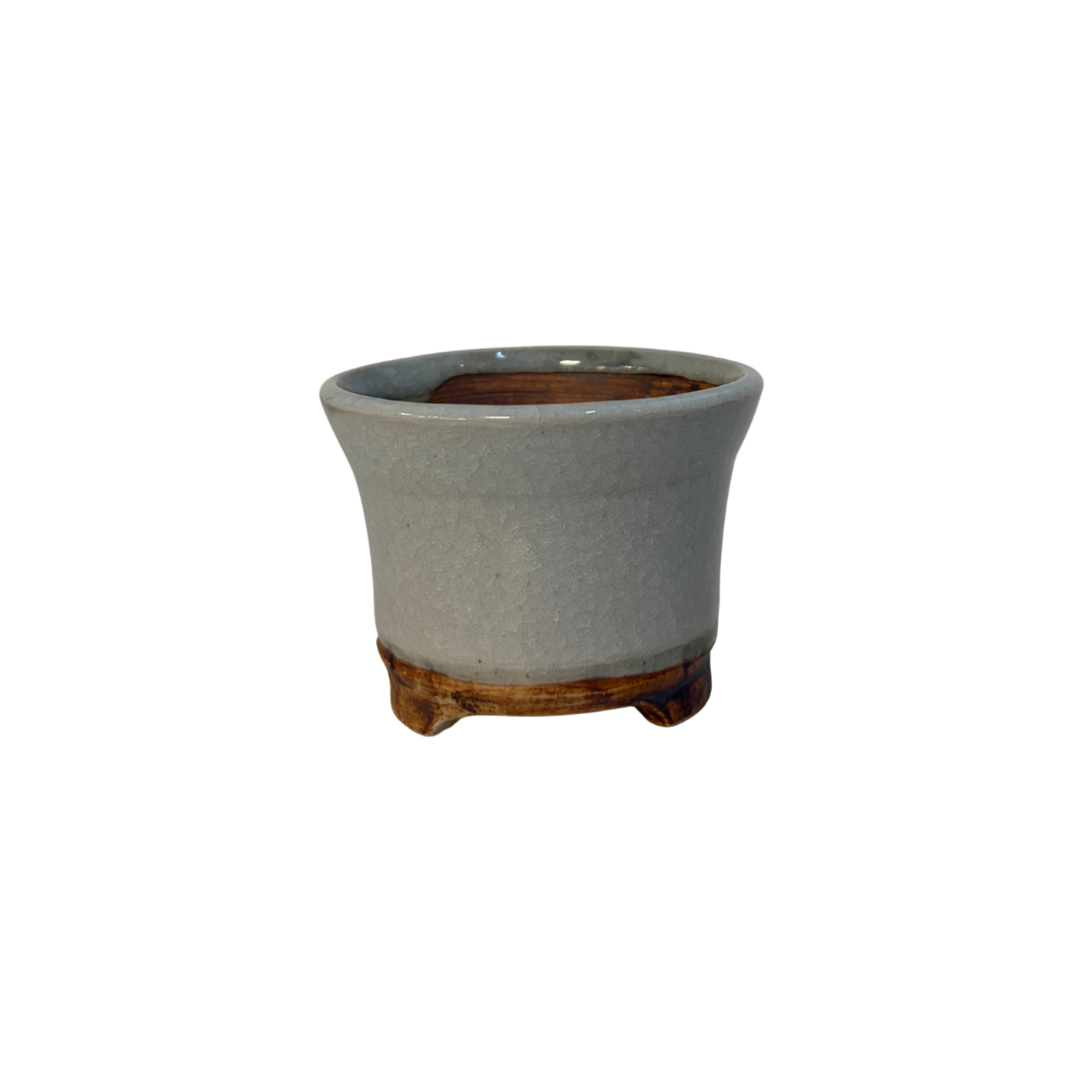 Pot à Bonsaï Shohin crème avec des taches douces et rondes René Lecocq 9cm